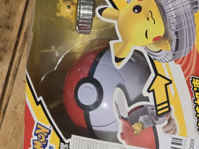 Toupie Pokémon – Édition Pikachu NEUVE - photo numéro 4