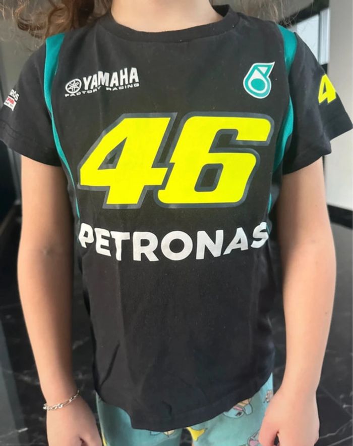 T shirt Yamaha 4/5 ans neuf - photo numéro 3