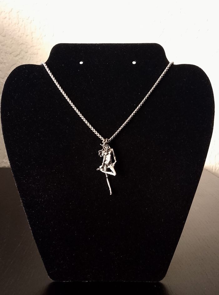 Chaîne + pendentif femme cowboy - photo numéro 5