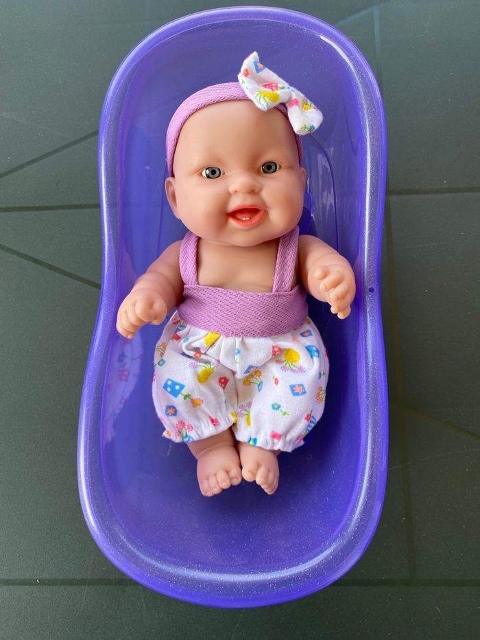 Baignoire pour poupons et accessoires - photo numéro 4