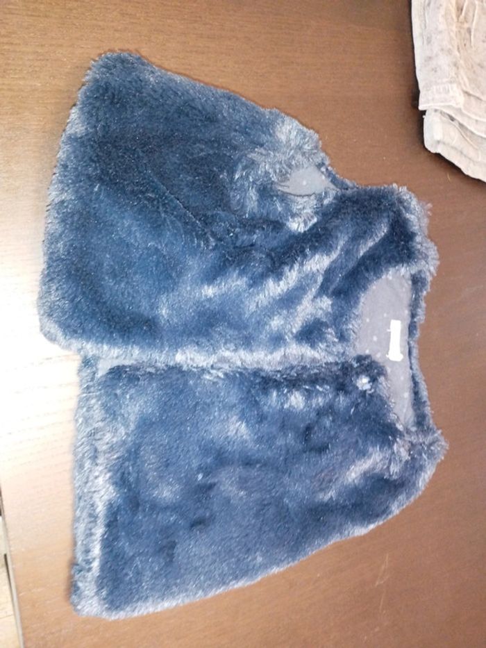 Petit gilet sent manche 3ans