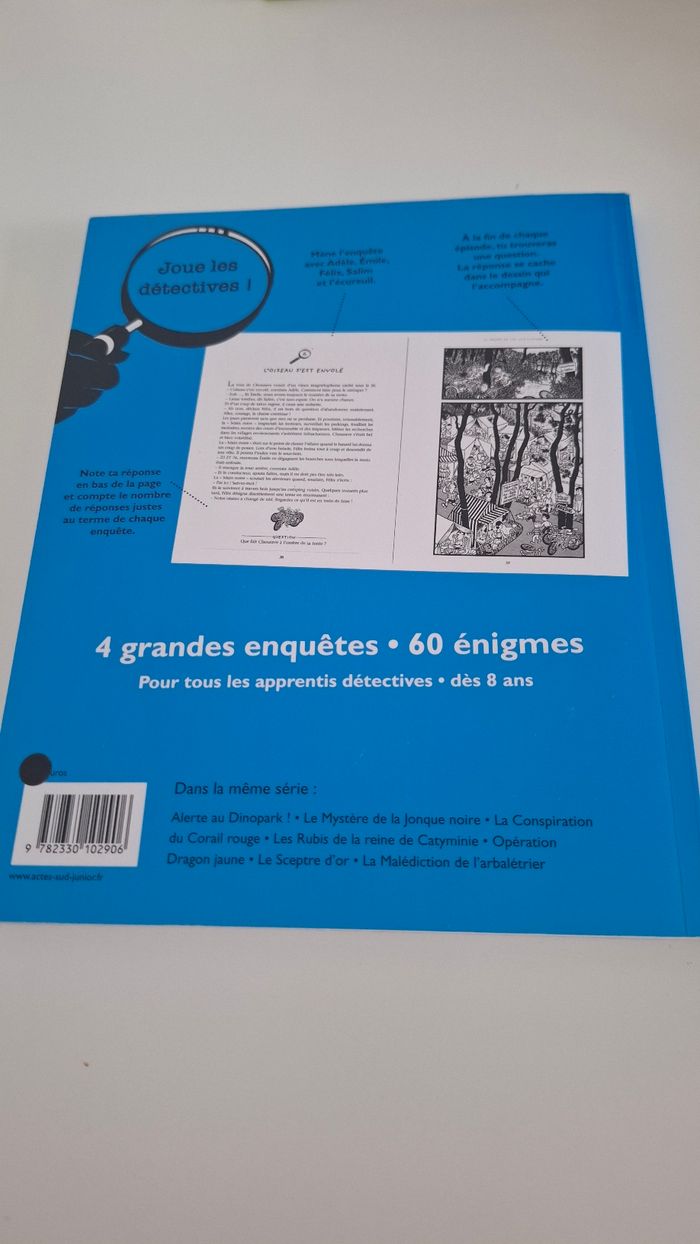 Livre les enquêtes de la main noire - photo numéro 2