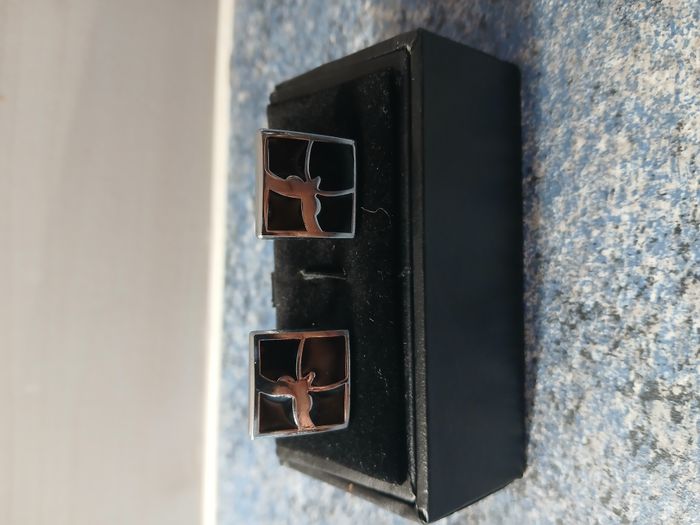 Boutons de manchette