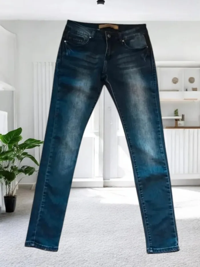 Jean Azerty paris ,coupe slim ,taille basse ,texture stretch - photo numéro 8