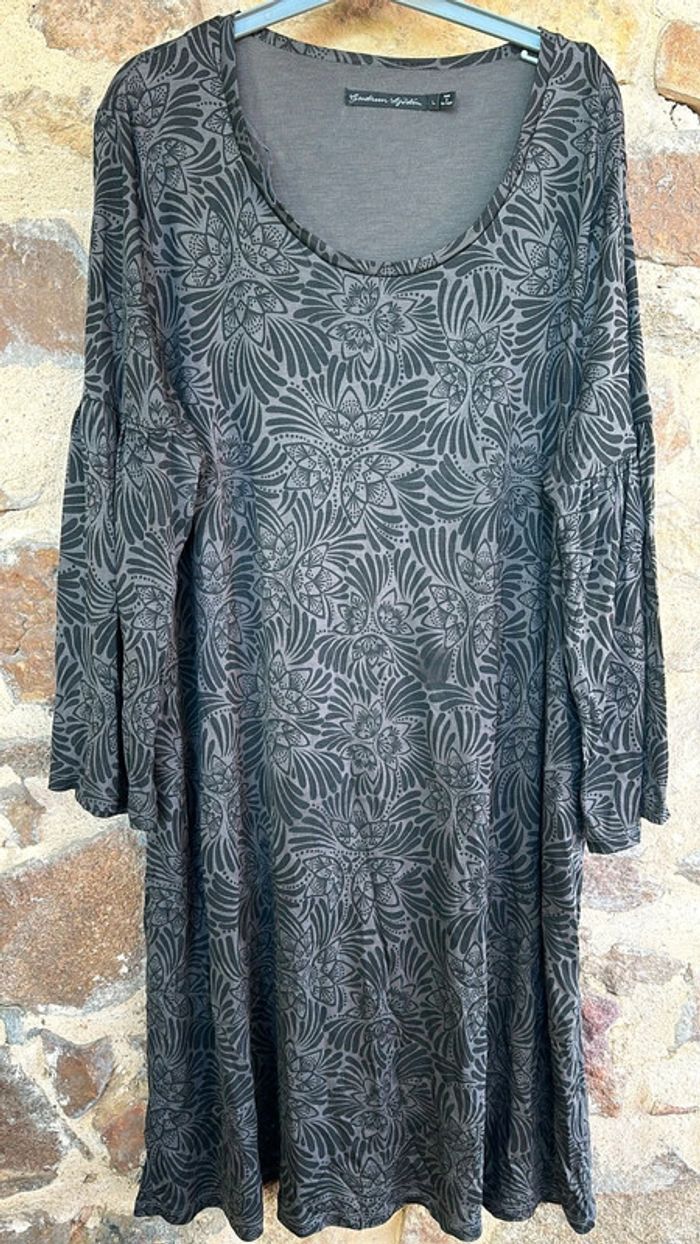 Robe grise Gudrun Sjoden