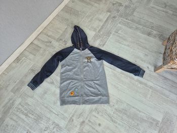 Sweat-Shirt zippé  Taille 12 ans