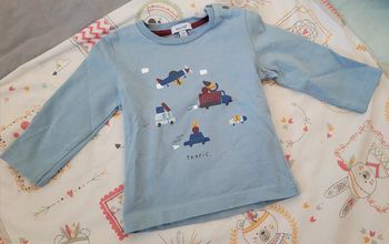 T-shirt à manches longues récent excellent état 6 mois