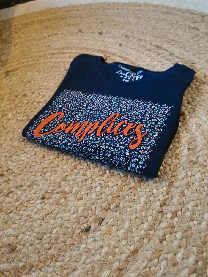 T shirt long complice 7 ans cny super etat bleu marine confettis