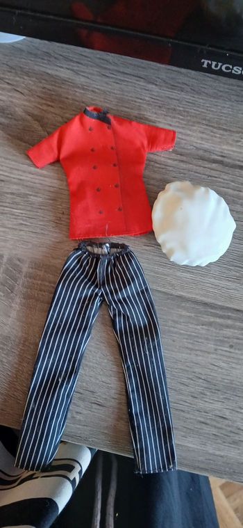 Tenue cuisinière barbie