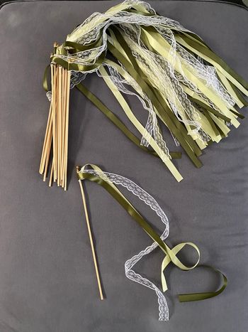 Lot de 20 Baguettes avec ruban