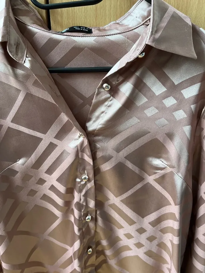 Chemise rose satinée - photo numéro 2