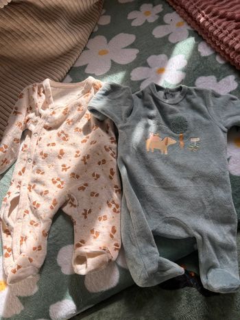 Pijamas 1 mois