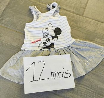 Lot n° 388 Robe Disney Baby 12 mois