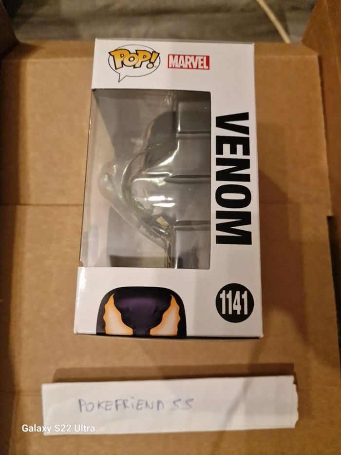 Venom gitd exclu funko 1141 - photo numéro 2