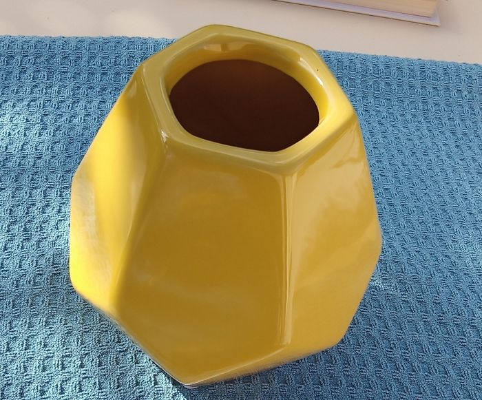 vase jaune - photo numéro 2