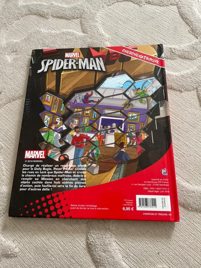 Livre Spider-Man  Cherche et Trouve Marvel - photo numéro 3