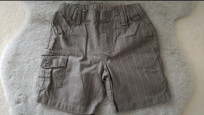 Ensemble gilet chemise manches courtes et short Tout compte fait 6 mois - photo numéro 2