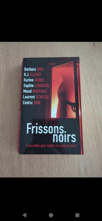 Livre Frissons noirs