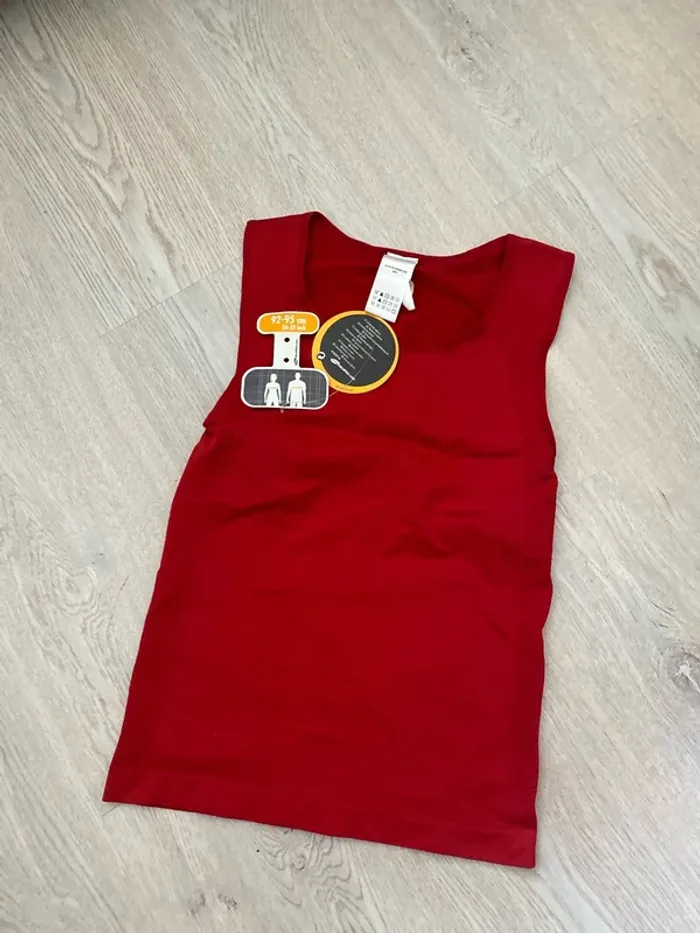 Tee shirt débardeur de sport Decathlon taille M Neuf