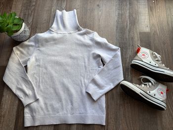 - Pull Zara   - 8 ans - Très bon état 