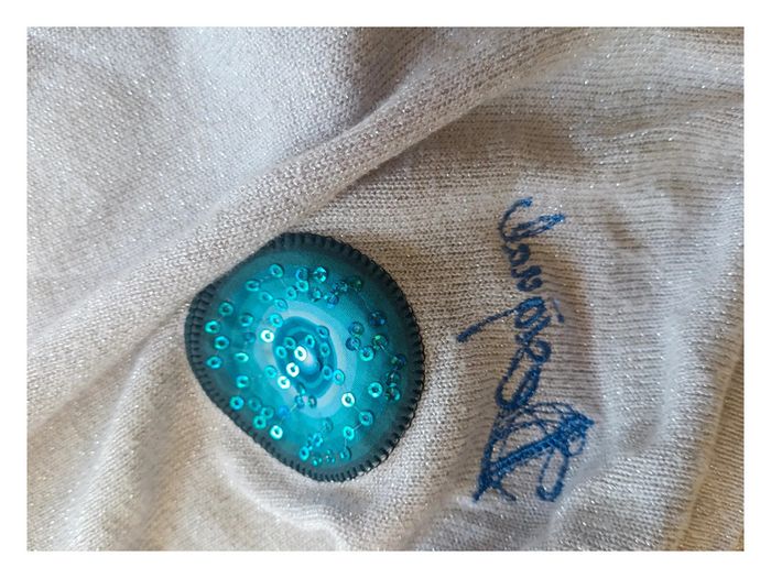 Pull Desigual beige à sequins et motifs mandalas bleus - bohème chic -- - photo numéro 6