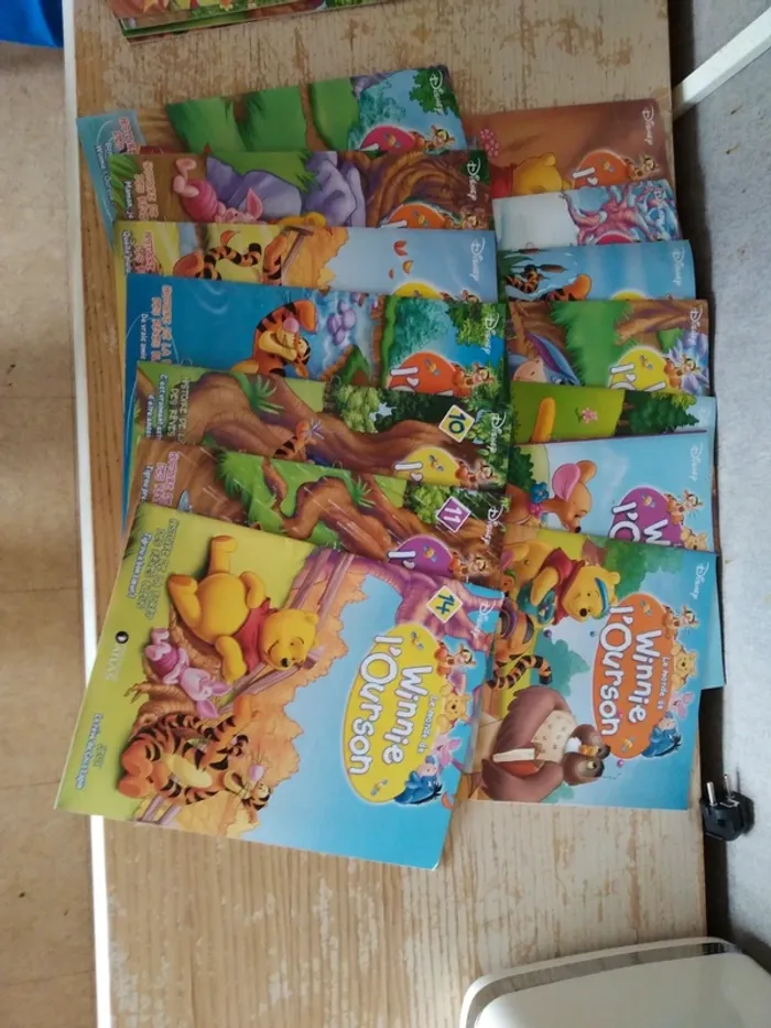 Lot 39 magazines Winnie l'ourson - photo numéro 2