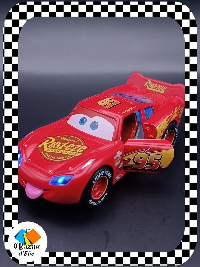 Voiture Cars Flash McQueen