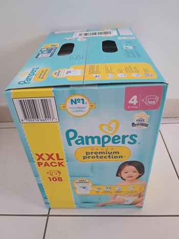 A vendre couches pampers taille 5