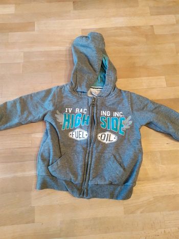 Sweat à capuche