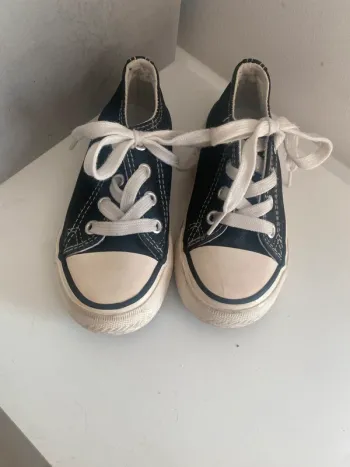 Chaussures Tennis Noires à Paillettes