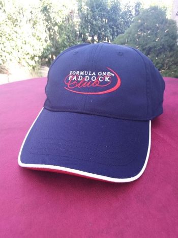 Casquette formula one paddock club