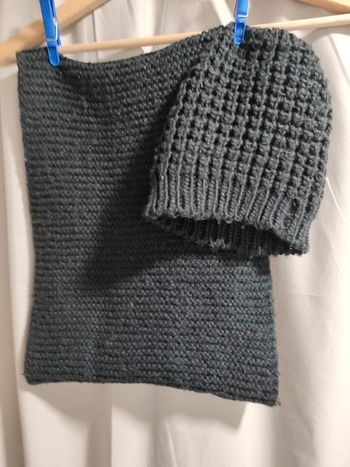 Cache cou et bonnet Kiabi