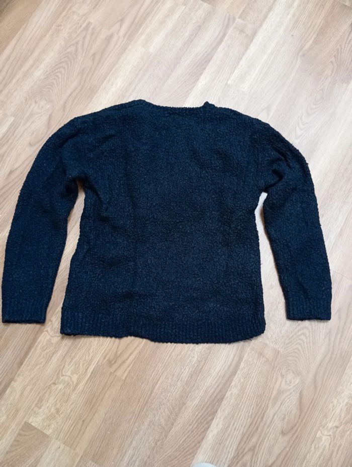 Lot vêtements 12 ans 2 tee-shirts, 1 jean et 1 pull - photo numéro 13