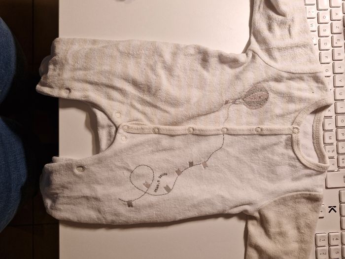 Pyjamas 3 mois - photo numéro 4