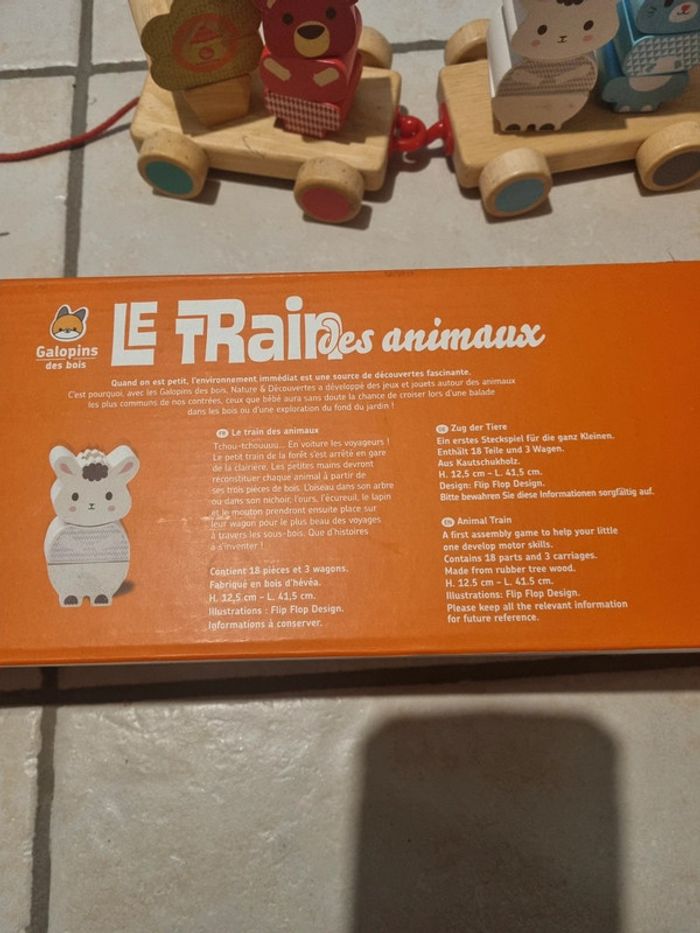 Le train des animaux. Djeco. TBE - photo numéro 8