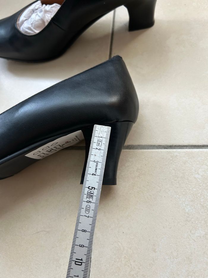 Chaussures à talon noir neuve t38 - photo numéro 4