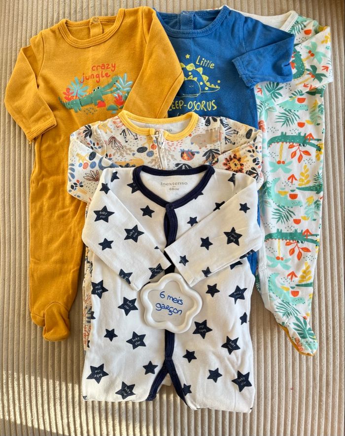 Lot de 5  pyjamas garçon 6 mois Inextenso - une pièce avec pieds couverts