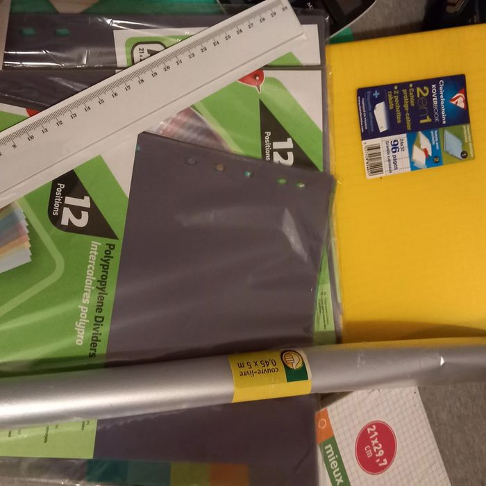Fournitures scolaires - photo numéro 4