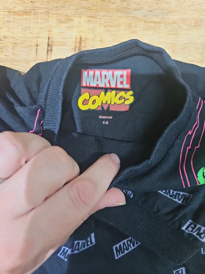 Pyjama 2 pièces garçon marvel 4/5 ans - photo numéro 4