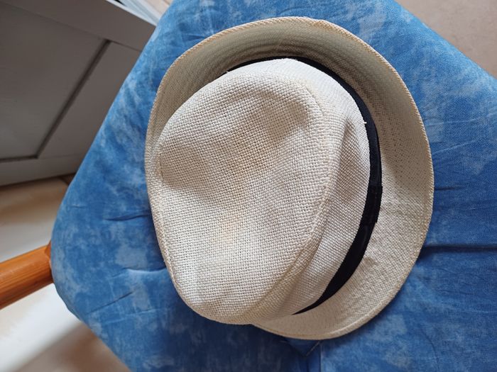 veste et chapeau de paille Garçons Taille 3 ans - photo numéro 3