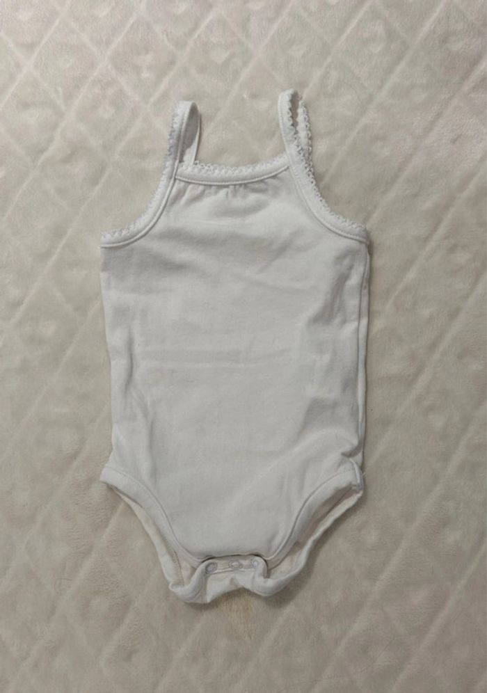 Lot de deux bodys à bretelles, taille 3 mois, Orchestra - photo numéro 2