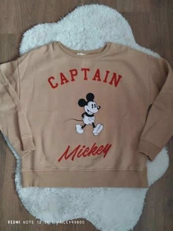 Sweat Zara Mickey taille 9 ans