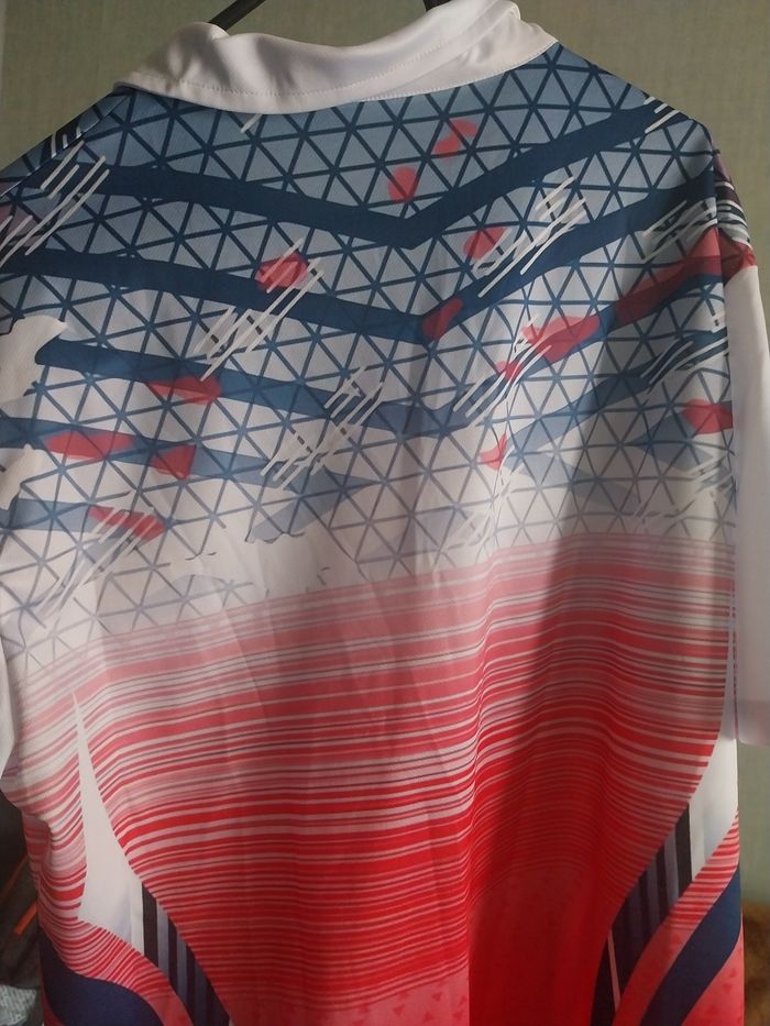 Polo tout neuf jamais porté - photo numéro 5