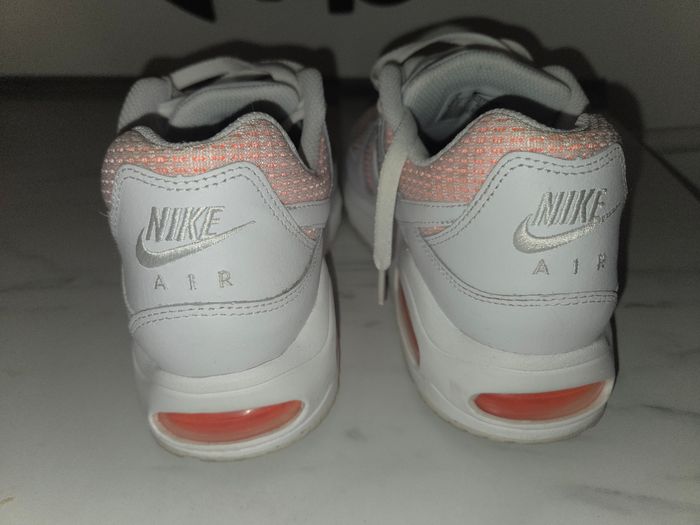 Baskets nike 39 - photo numéro 2