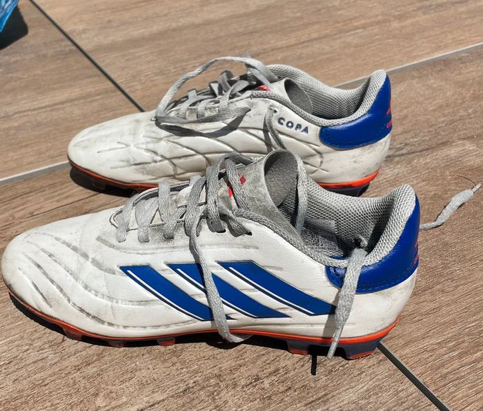 Crampons adidas Copa t37 - photo numéro 2