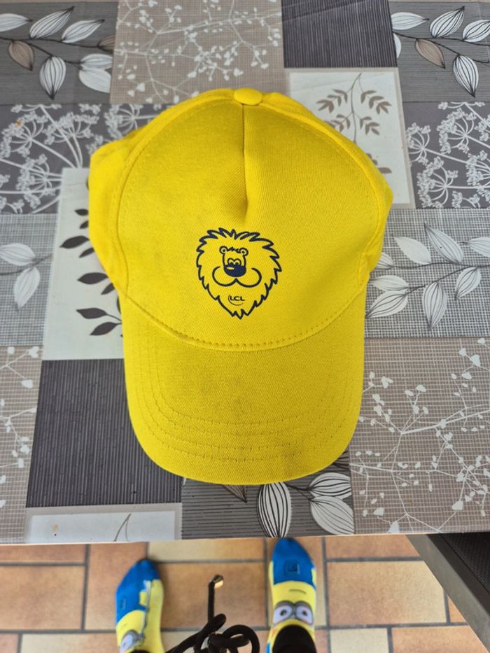 Casquette jaune lcl tour de france