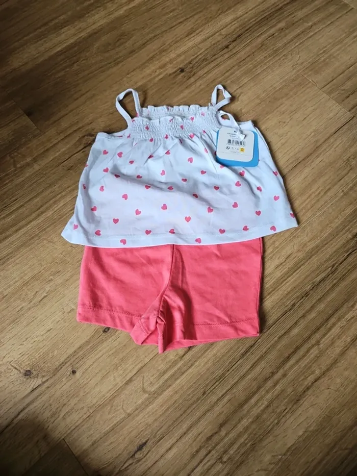 Ensemble bébé filles 9 mois