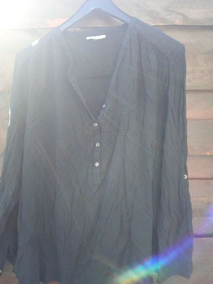 tunique noir * prix 2e * kiki60230