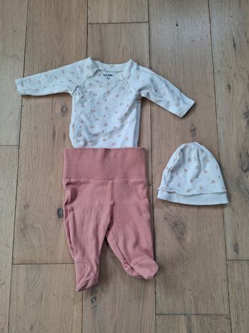 Ensemble Naissance 1 mois