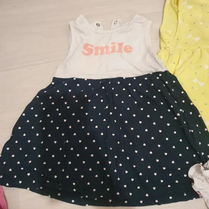 Lot vetement fille 18 mois - photo numéro 4